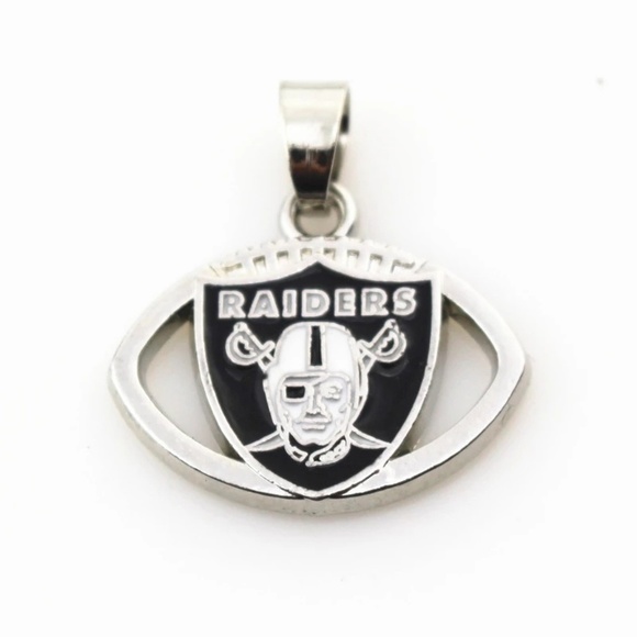 Oakland Raiders Pendant Snake Chain Necklace - Picture 2 of 2